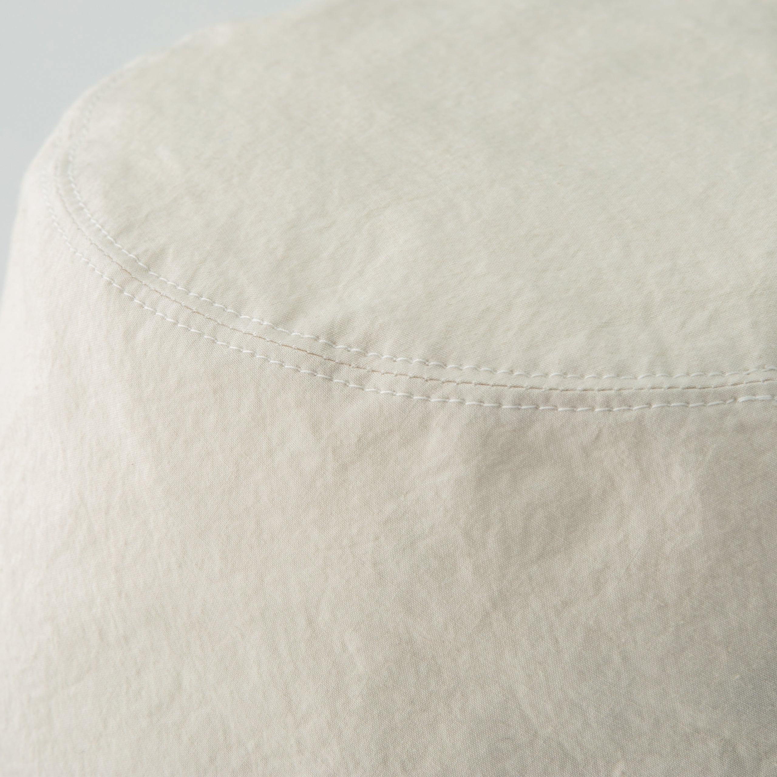 Grunge wash cotton Hat Off-white